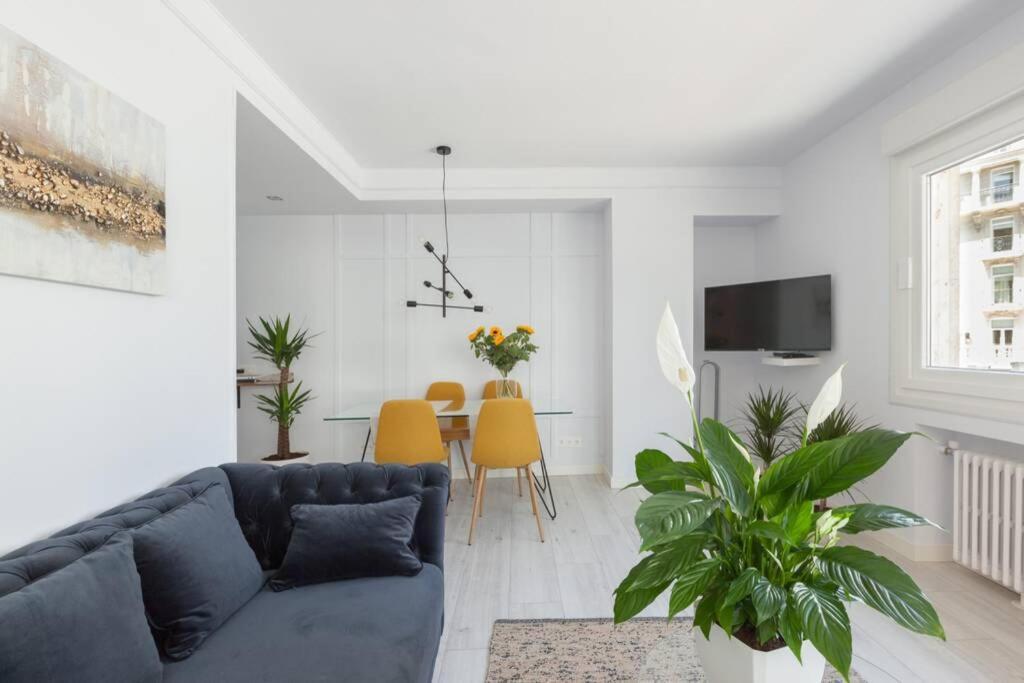 New Gorgeous Central Apartment - Beachfront - 3 Bd San Sebastián Eksteriør billede