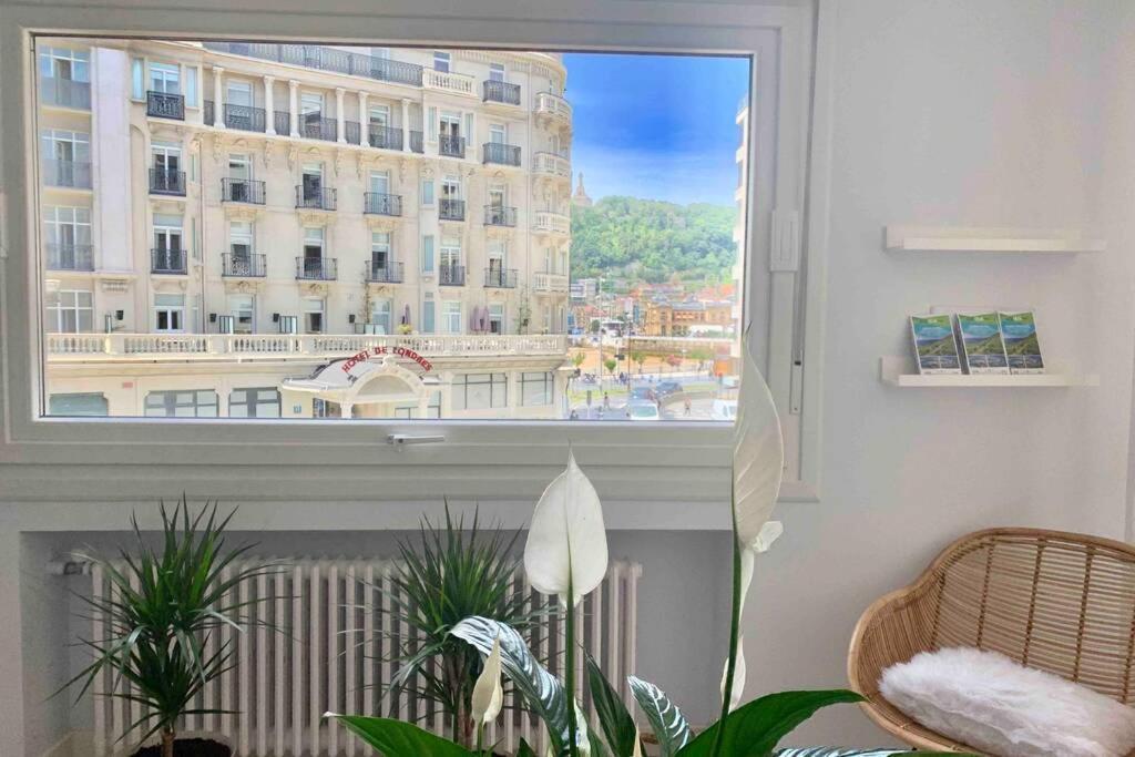 New Gorgeous Central Apartment - Beachfront - 3 Bd San Sebastián Eksteriør billede