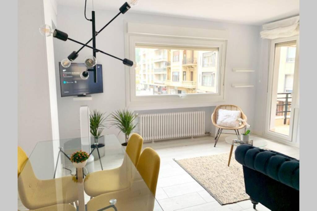 New Gorgeous Central Apartment - Beachfront - 3 Bd San Sebastián Eksteriør billede