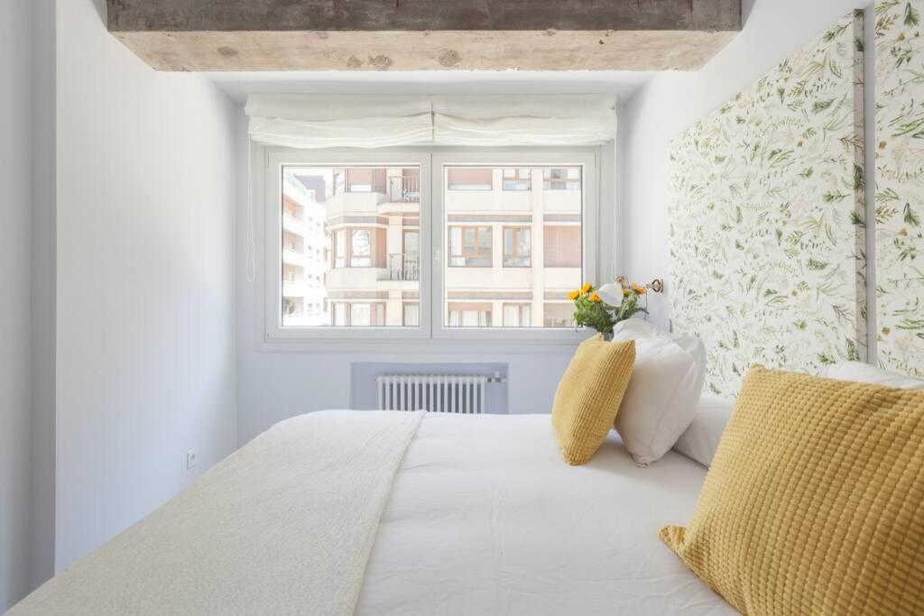 New Gorgeous Central Apartment - Beachfront - 3 Bd San Sebastián Eksteriør billede