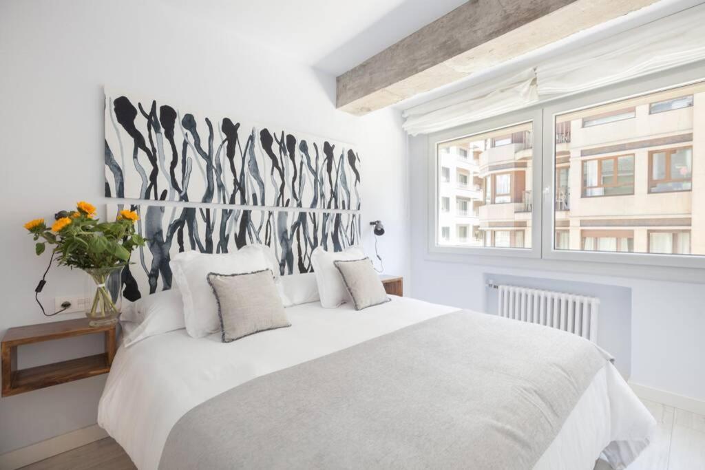 New Gorgeous Central Apartment - Beachfront - 3 Bd San Sebastián Eksteriør billede