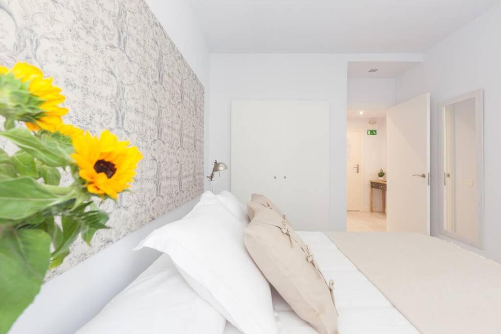 New Gorgeous Central Apartment - Beachfront - 3 Bd San Sebastián Eksteriør billede